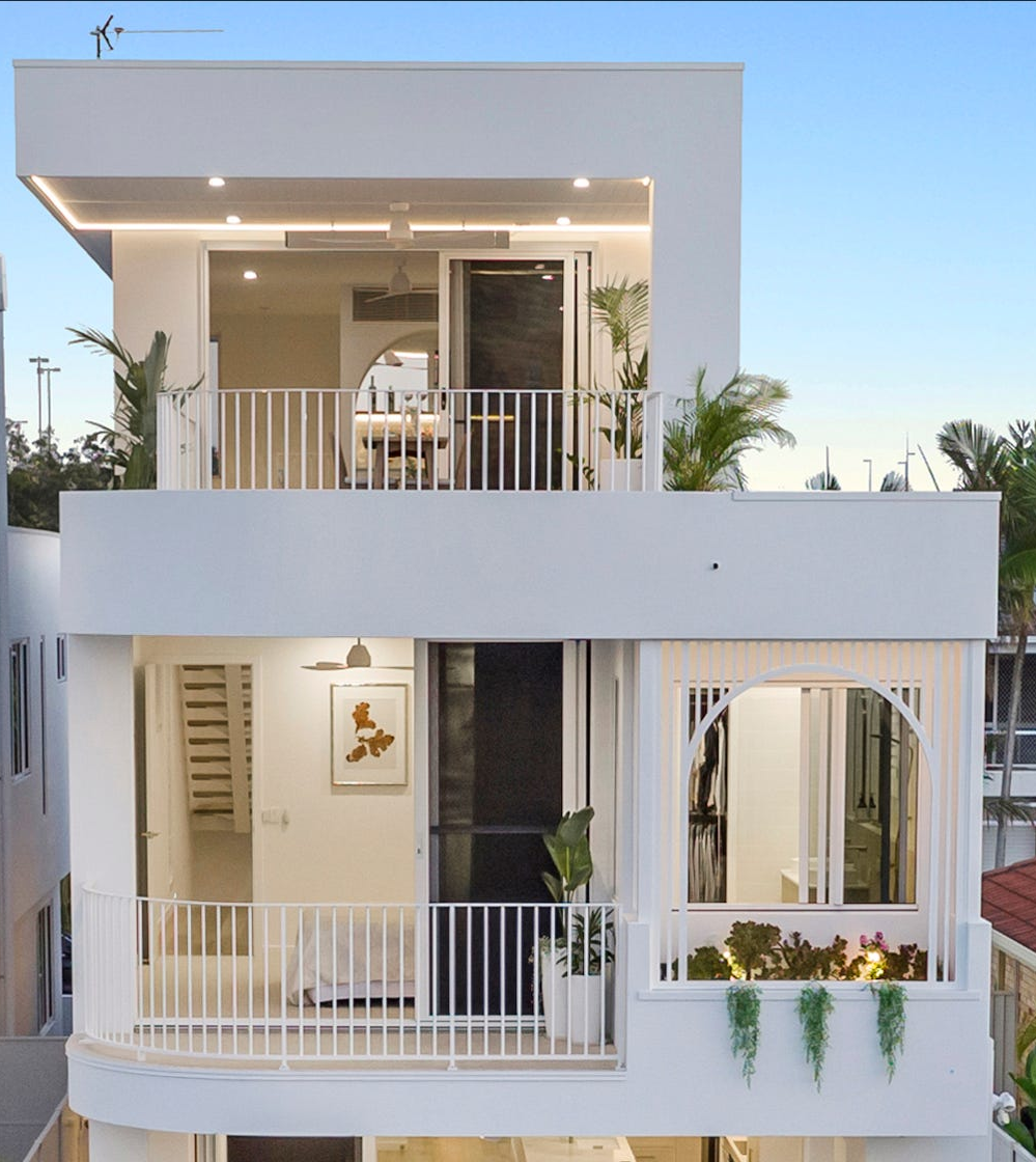 Acrux Arched Screens & Curved Balustrade